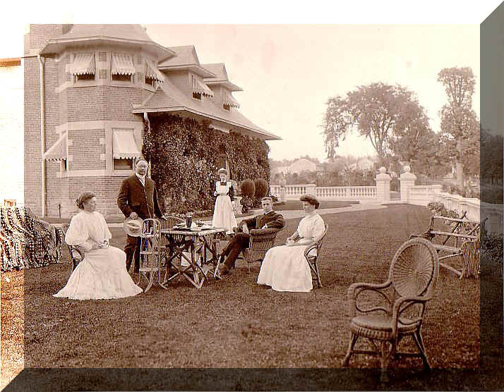 cus10065.jpg (165082 bytes)